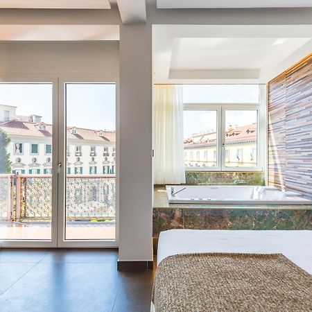 Dei Martiri Suite Naples Exterior photo