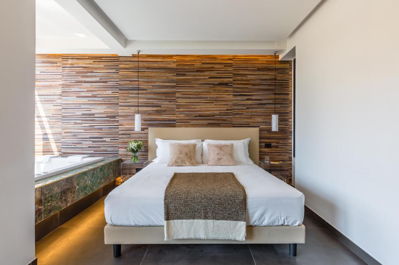 Dei Martiri Suite Naples Exterior photo