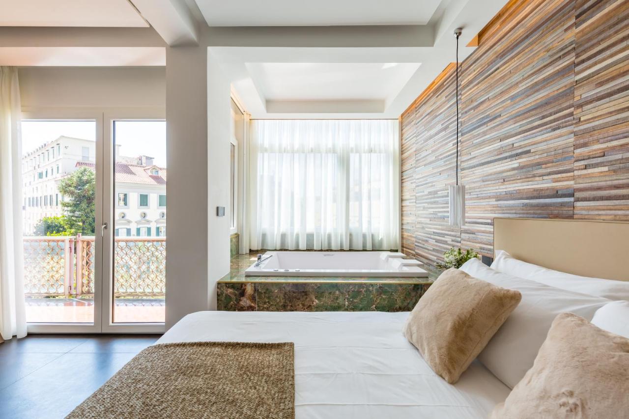 Dei Martiri Suite Naples Exterior photo